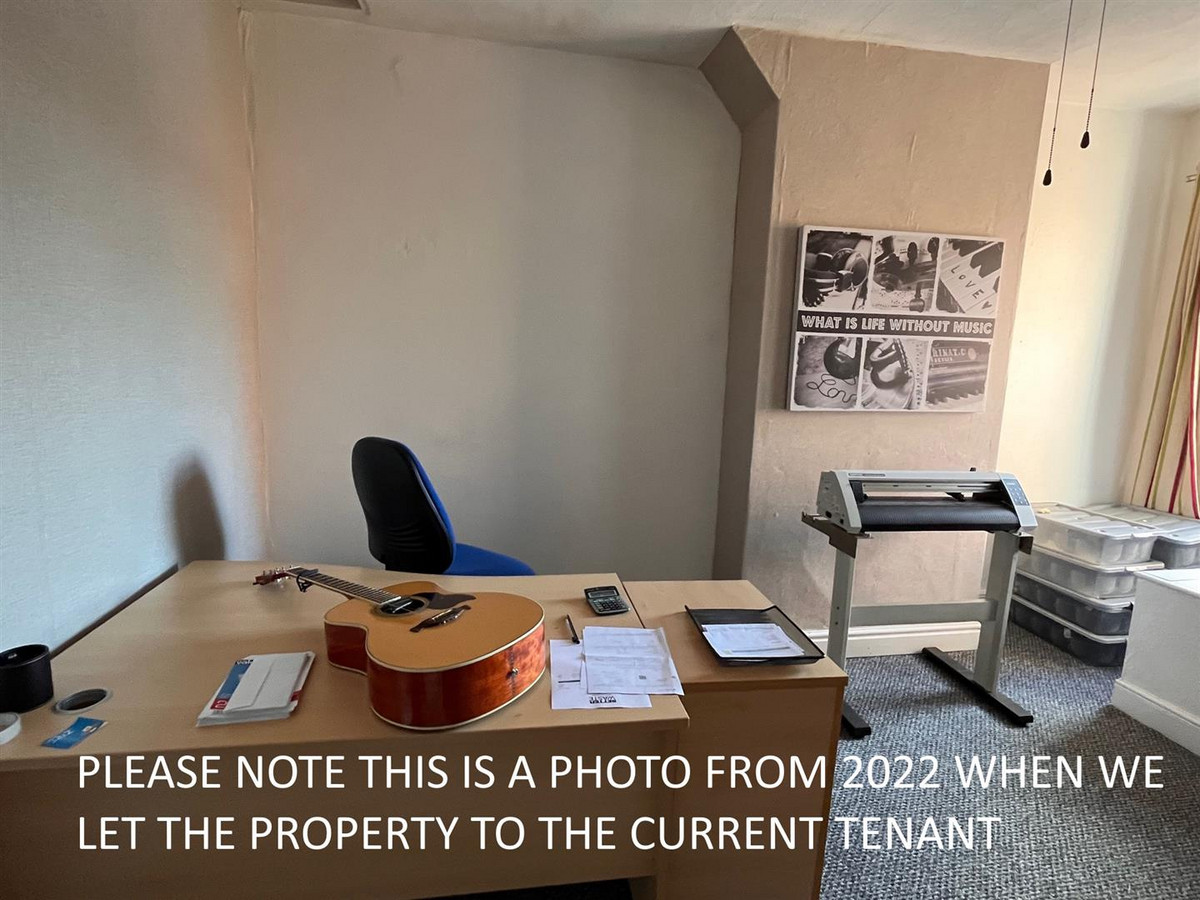 Hartshill Road, Stoke-on-Trent ST4 6AB