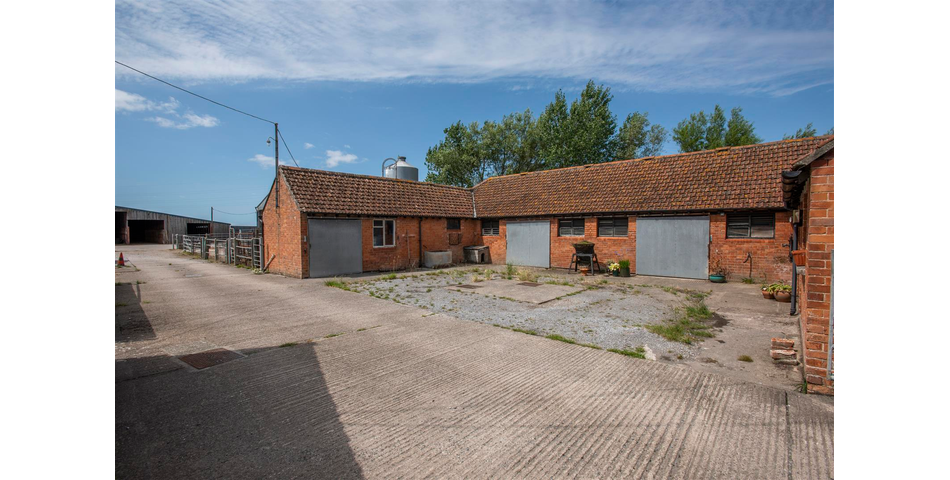 Lot 1 Leaze Farm