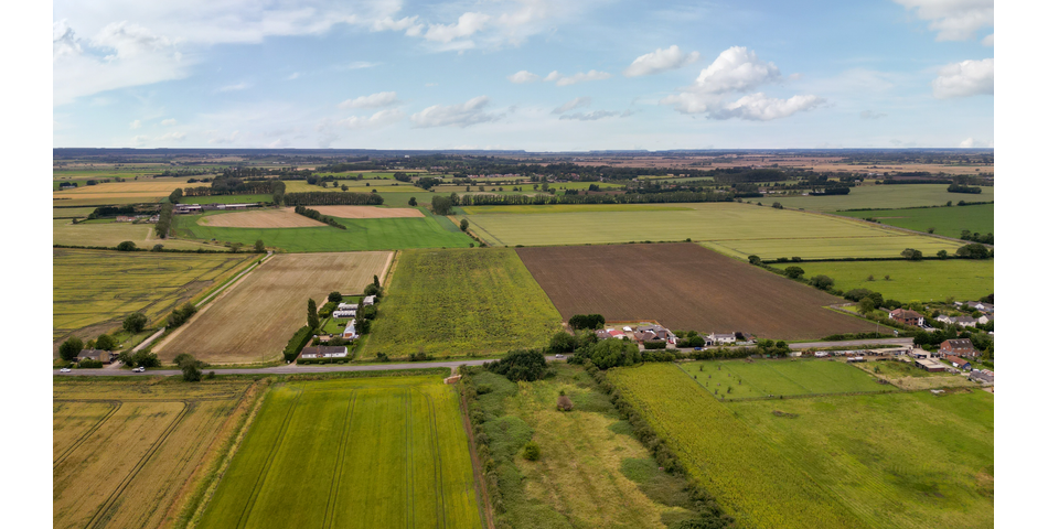 Land adjacent to Cambridge Road