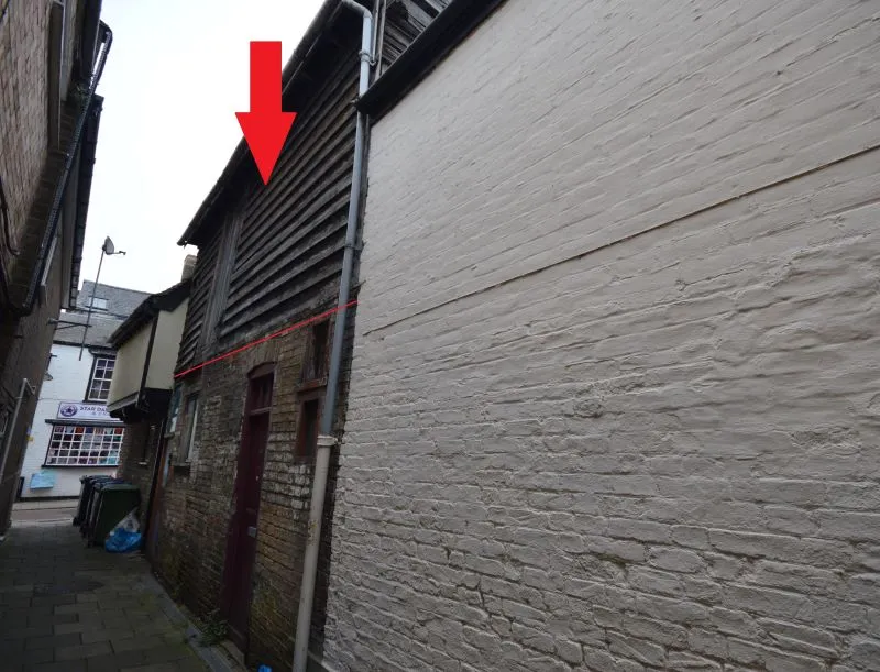 Storage barn to rear of, 8 Bridge Street, St Ives, Cambridgeshire, PE27 5EG