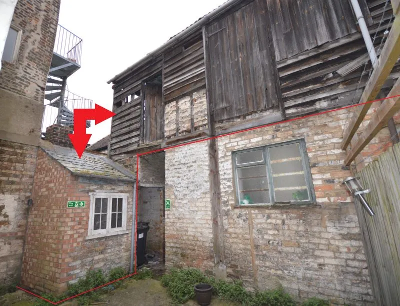 Storage barn to rear of, 8 Bridge Street, St Ives, Cambridgeshire, PE27 5EG