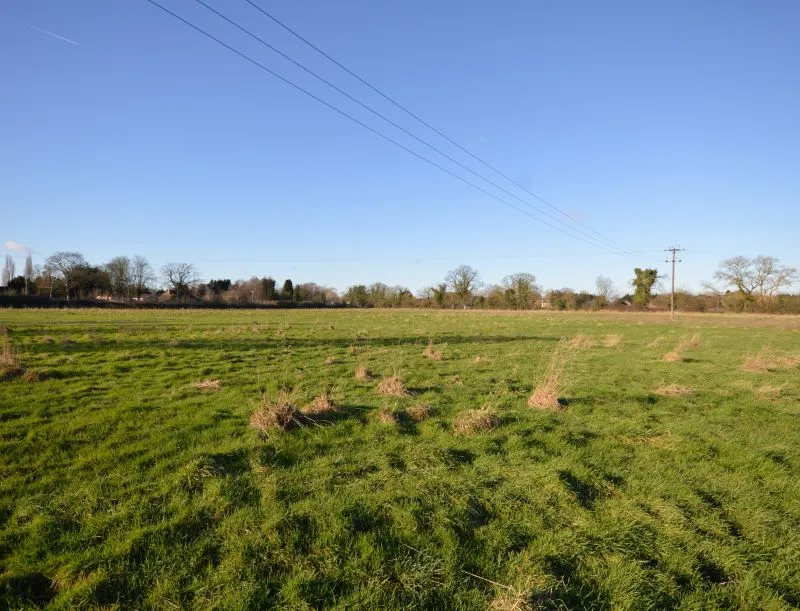 7.73 acres of amenity land, Huntingdon Road, Fenstanton, Cambridgeshire, PE28 9JF