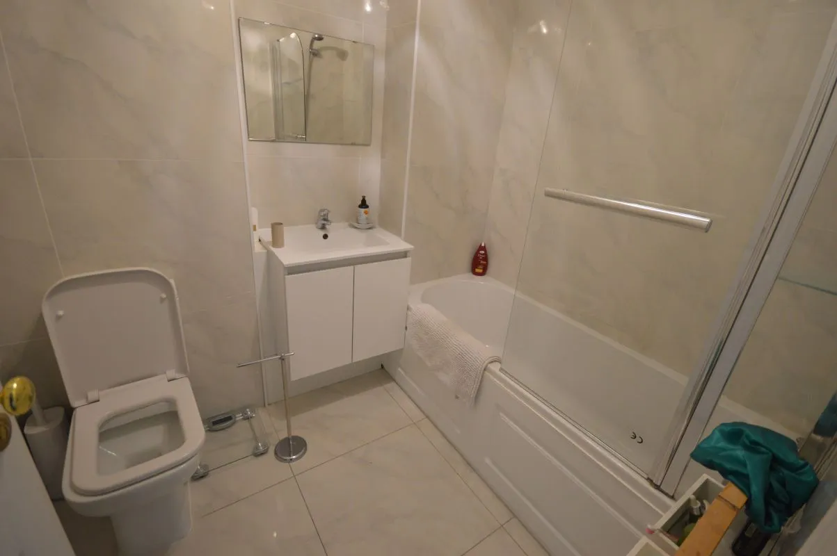 Flat 58 Whitstable House, Silchester Road, North Kensington, London, W10 6SD
