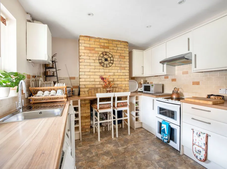 Vine Cottage, 11A Rock Road, Royston, Hertfordshire, SG8 5EU
