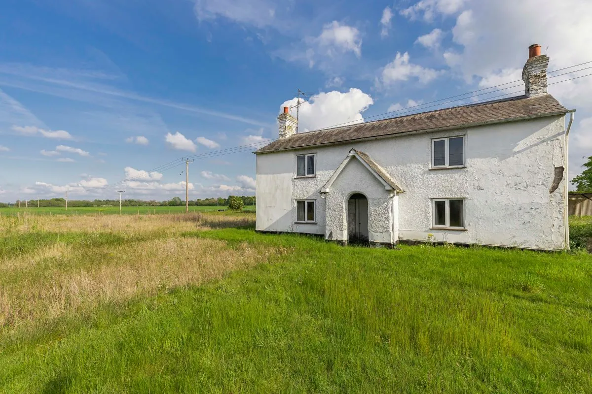 1 Royston Road, Foxton, Cambridgeshire, CB22 6SE