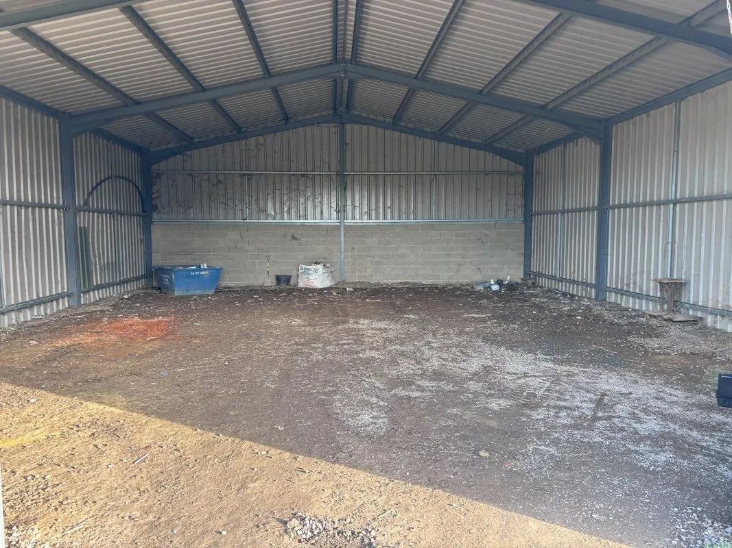 3 acres of land and buildings north of Iram Drove, Willingham, Cambridgeshire, CB24 5HZ