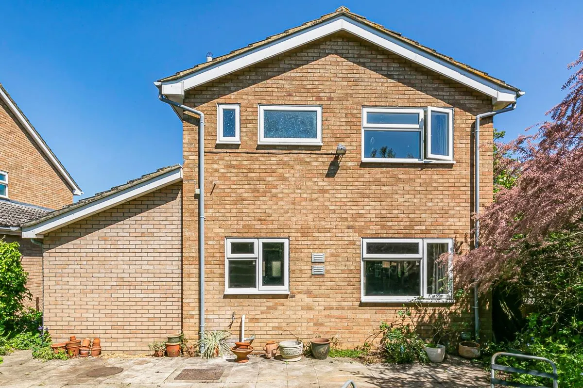 1 Abbots Close, Cambridge, Cambridgeshire, CB4 2SY
