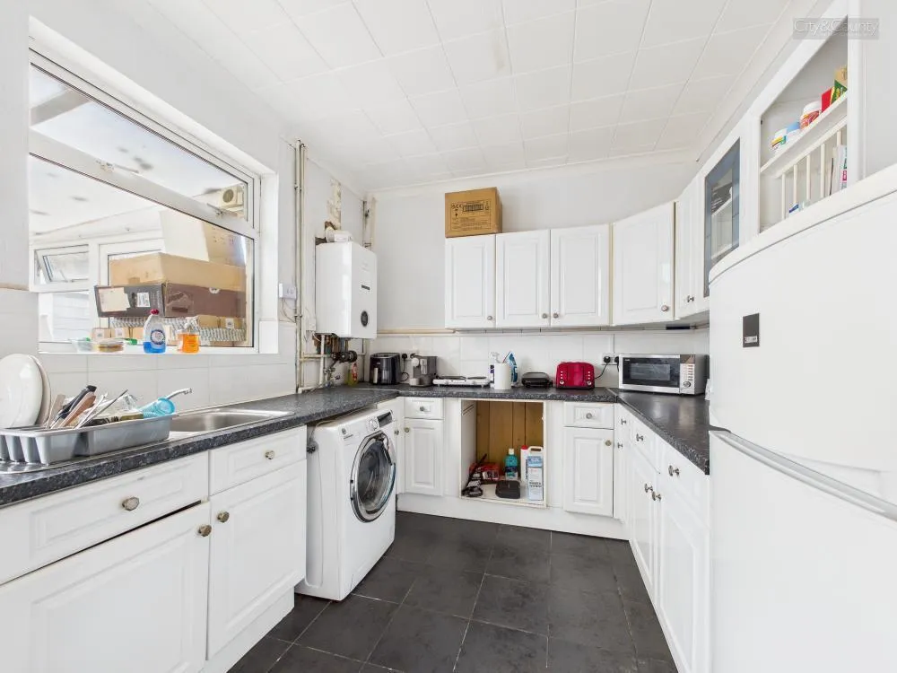 2 bed Detached Bungalow