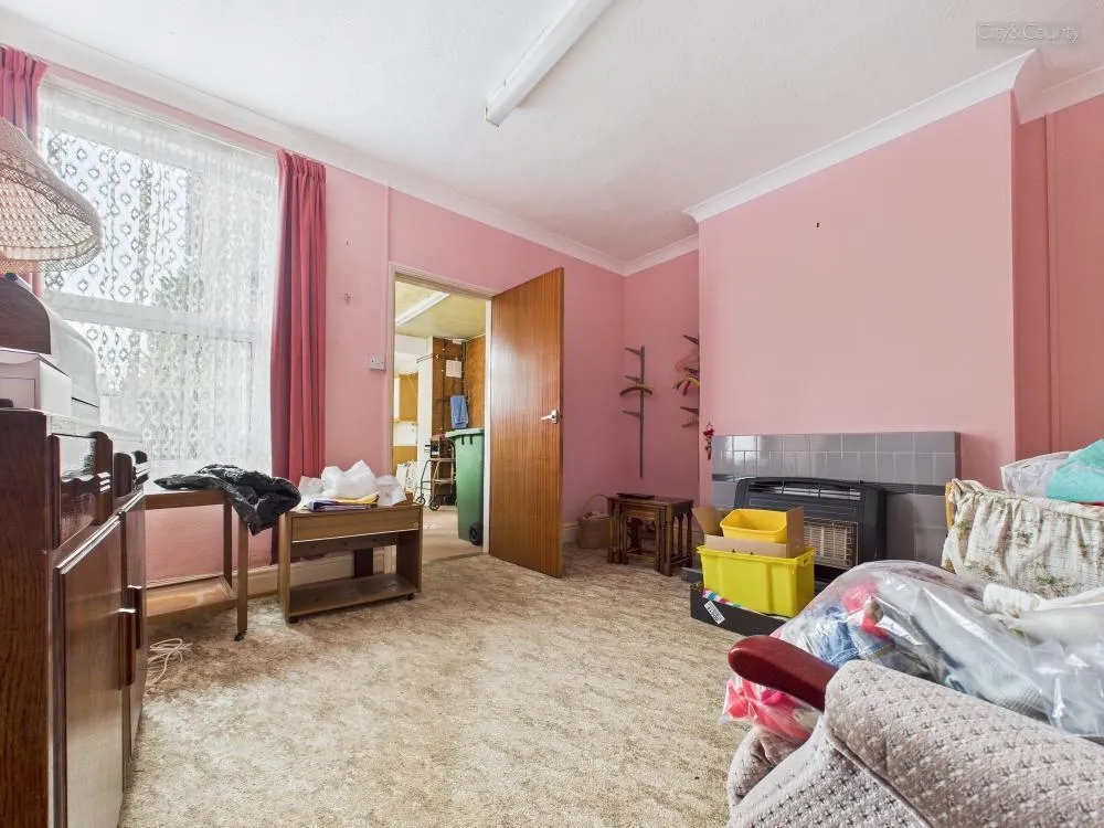 2 bed End of Terrace