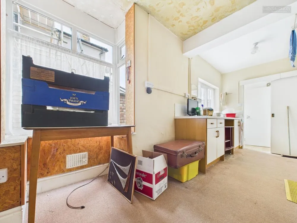 2 bed End of Terrace