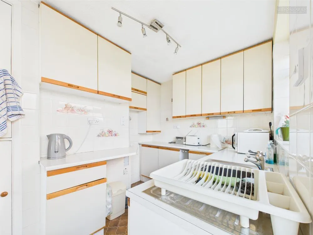 2 bed Semi-Detached Bungalow