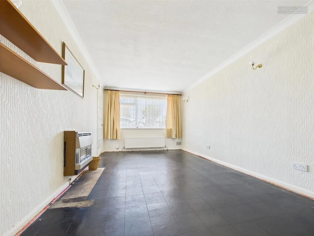 2 bed Semi-Detached Bungalow