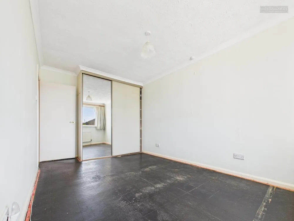 2 bed Semi-Detached Bungalow