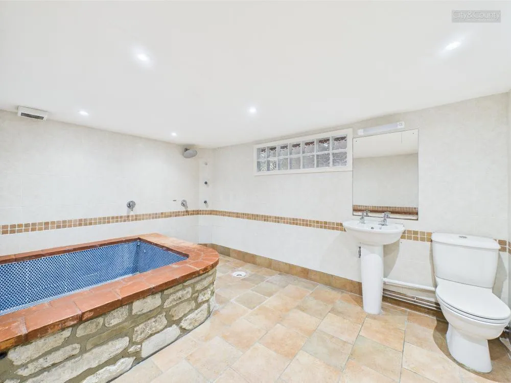 1 bed Barn Conversion