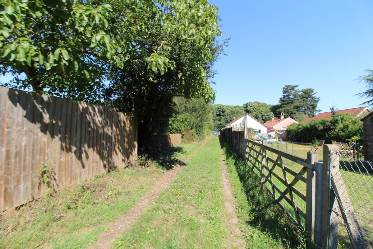 Kesgrave, Suffolk, IP5 2PR - Online Auctions