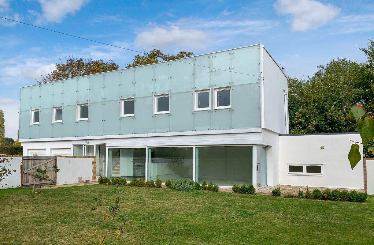 Fisher House, Tunbeck Close, Wortwell, Harleston, Norfolk, IP20 0HS - Online Auctions