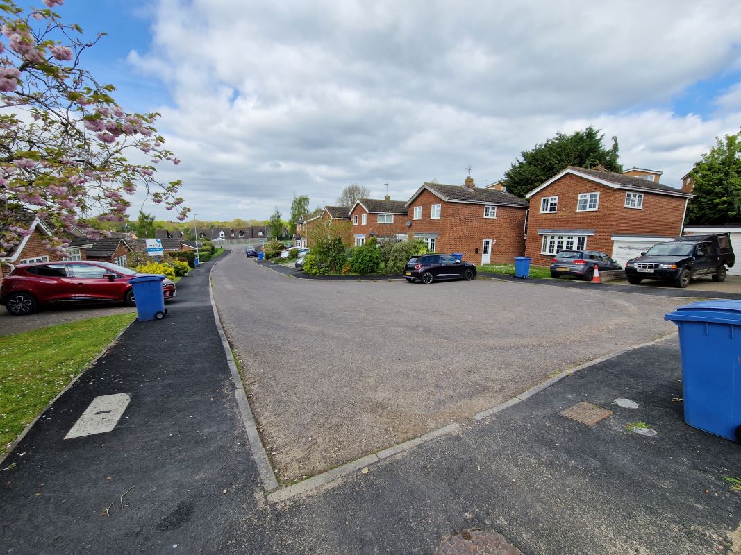 Woodthorpe Close and Adjoining Land, Woodthorpe Close, Hadleigh, Ipswich, Suffolk, IP7 5JB - Online Auctions
