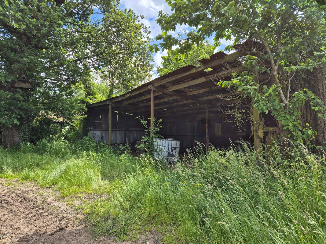 Buildings to the South of Grove Farm, Grove Lane, Ashfield, Suffolk, IP14 6LZ - Online Auctions