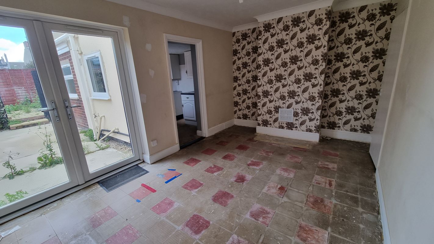 Clapham Road North, Lowestoft, Suffolk, NR32 1RS - Online Auctions