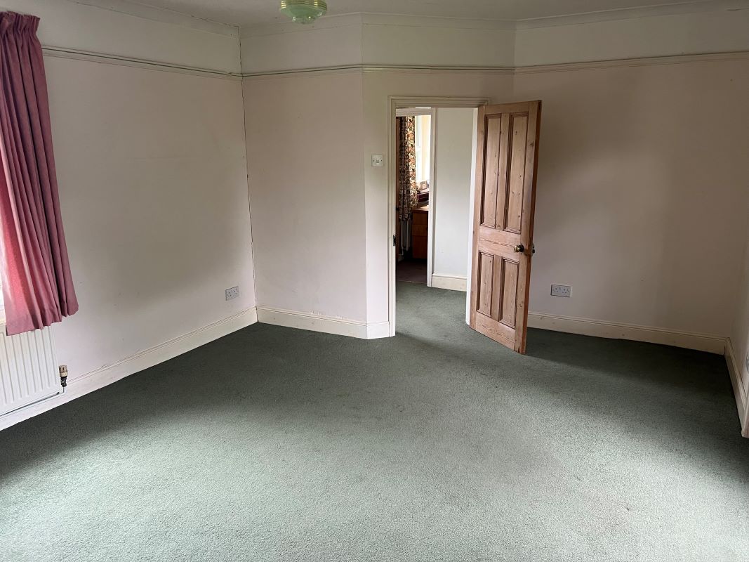 The Street, Butley, Woodbridge, Suffolk, IP12 3PB - Online Auctions