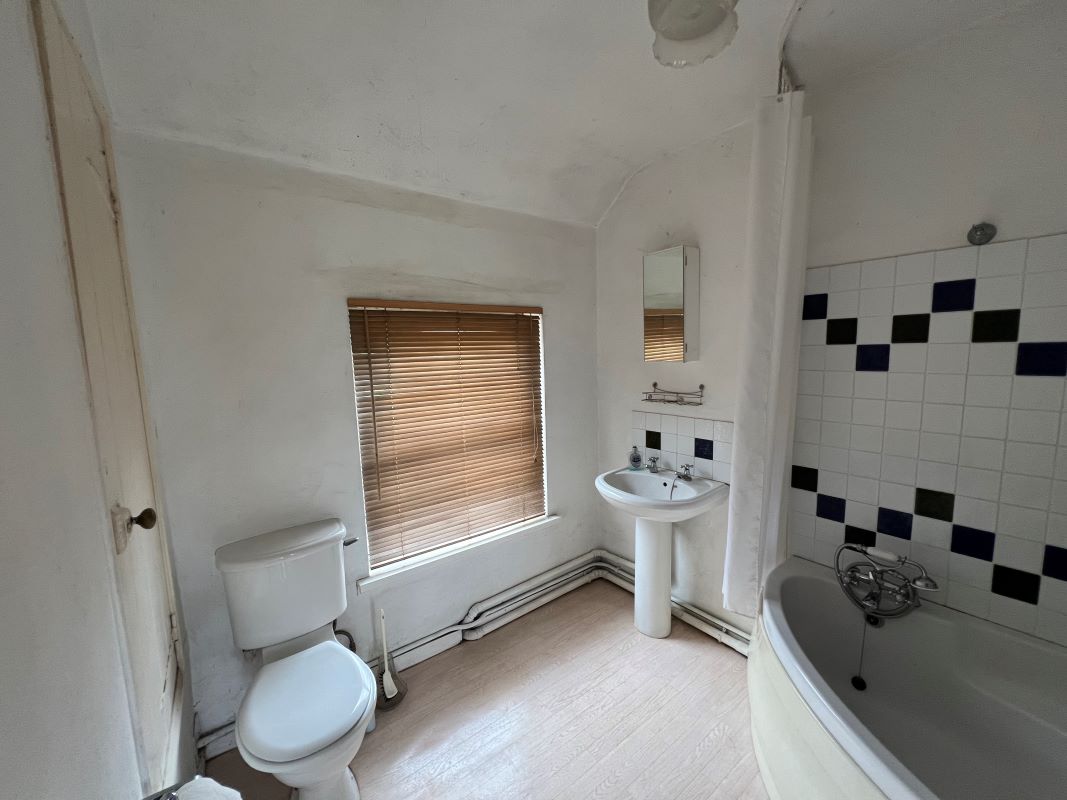 The Street, Butley, Woodbridge, Suffolk, IP12 3PB - Online Auctions