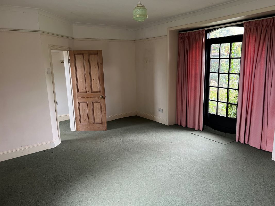 The Street, Butley, Woodbridge, Suffolk, IP12 3PB - Online Auctions