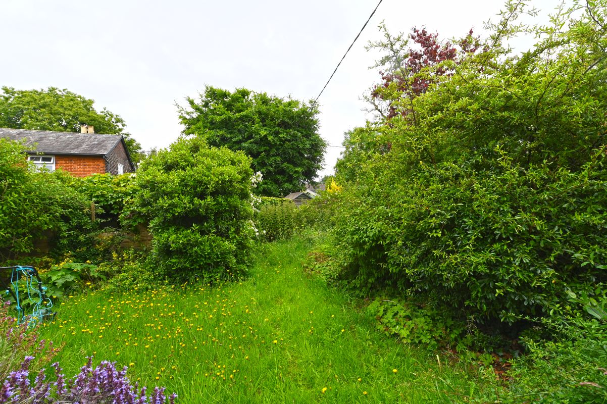 The Street, Butley, Woodbridge, Suffolk, IP12 3PB - Online Auctions