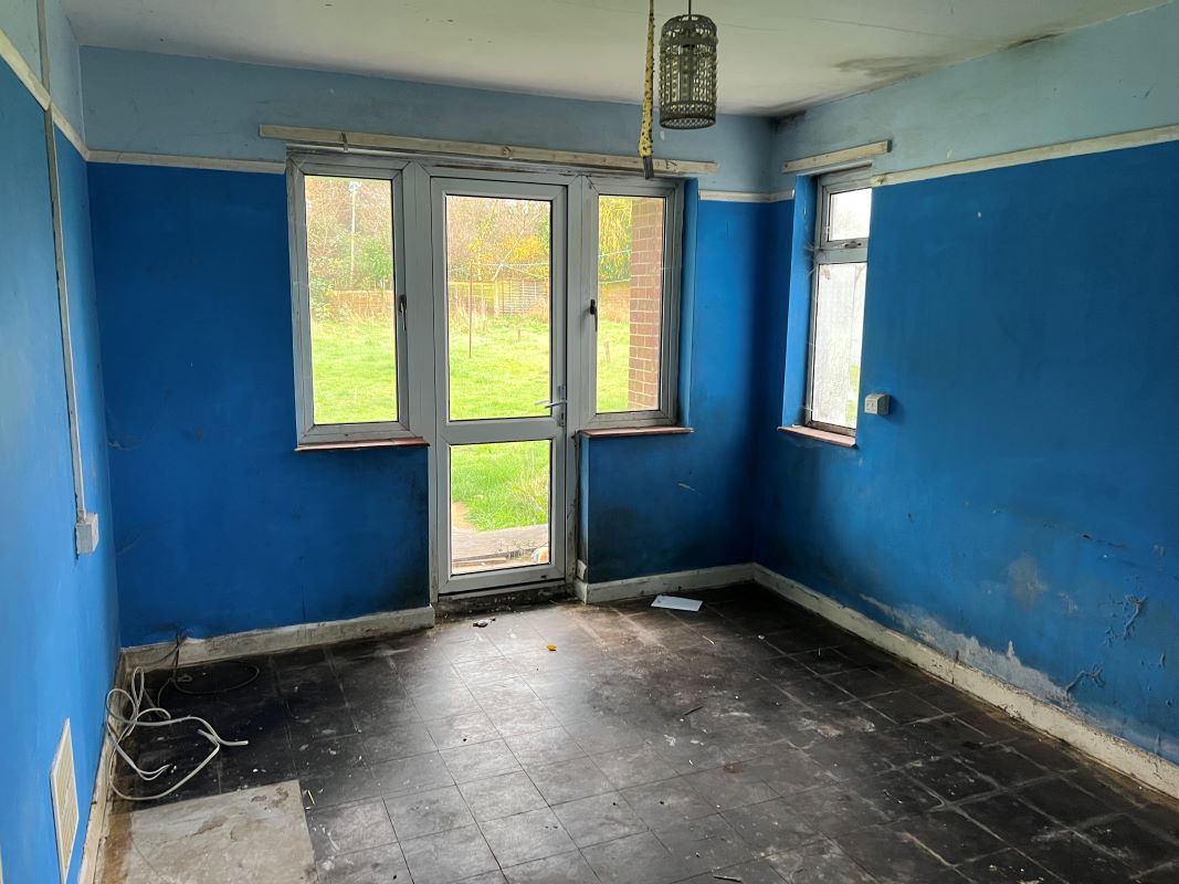 Broadway, Wickham Market, Woodbridge, Suffolk, IP13 0RN - Online Auctions