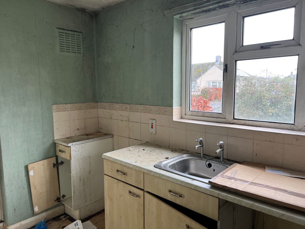 Broadway, Wickham Market, Woodbridge, Suffolk, IP13 0RN - Online Auctions