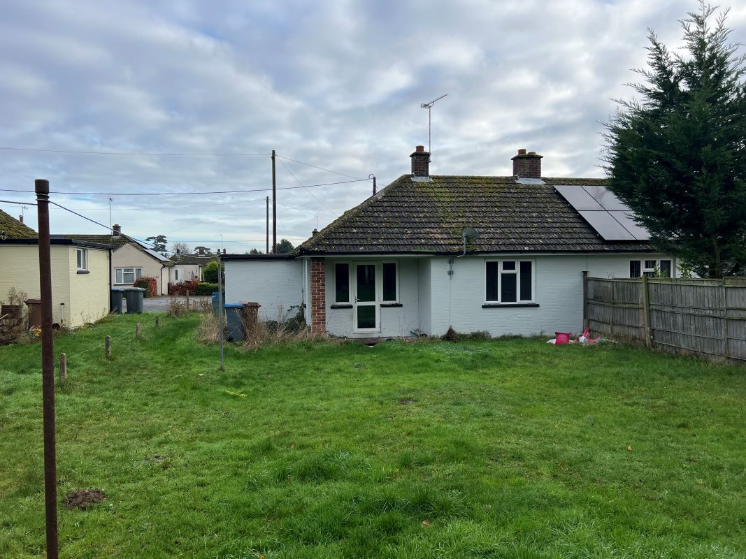 Broadway, Wickham Market, Woodbridge, Suffolk, IP13 0RN - Online Auctions