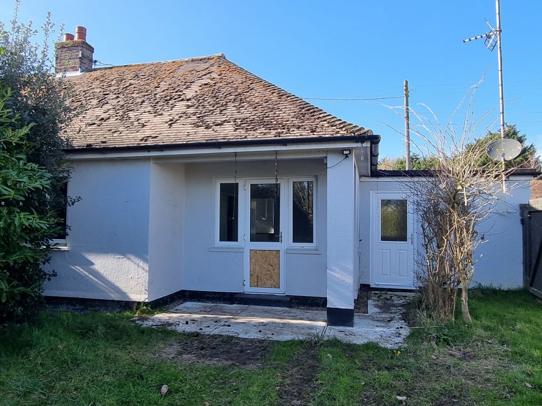 Church Road, Dallinghoo, Woodbridge, Suffolk, IP13 0JY - Online Auctions