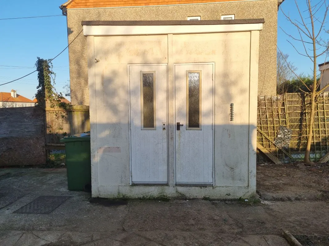 Seaward Avenue, Leiston, Suffolk, IP16 4BB - Online Auctions