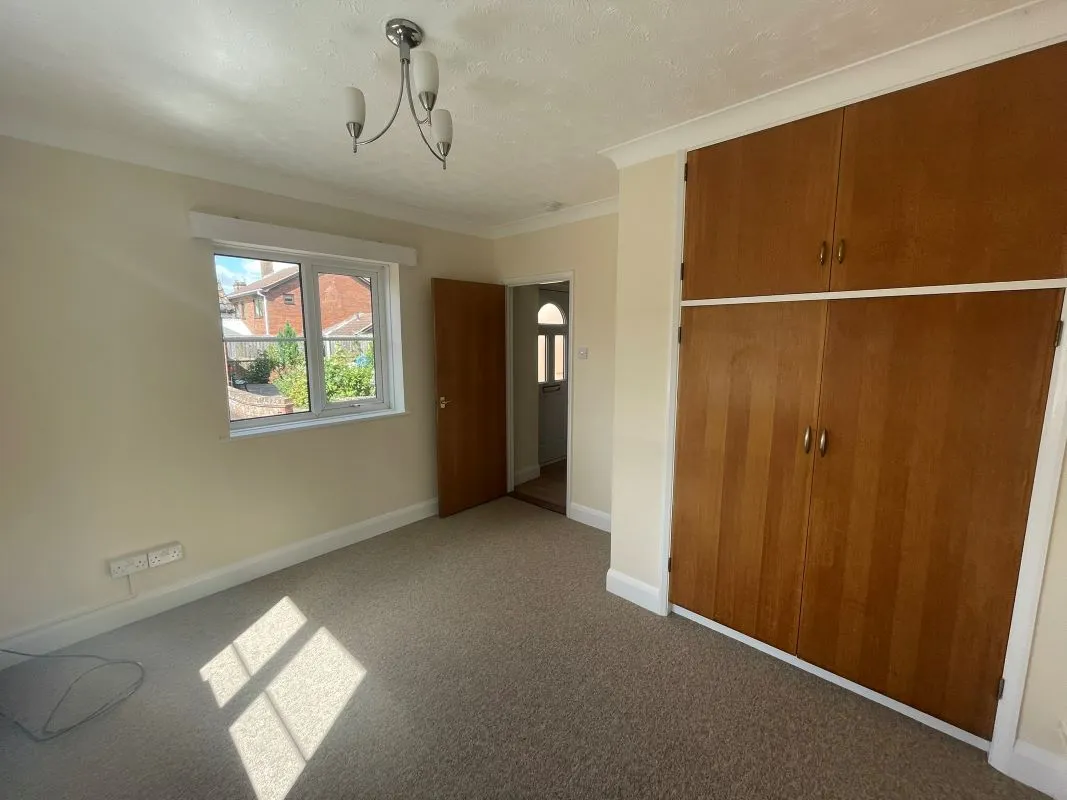Albany Court, Holton Road, Halesworth, Suffolk, IP19 8HQ - Online Auctions