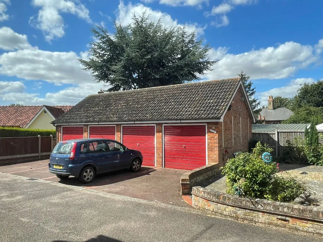 Albany Court, Holton Road, Halesworth, Suffolk, IP19 8HQ - Online Auctions