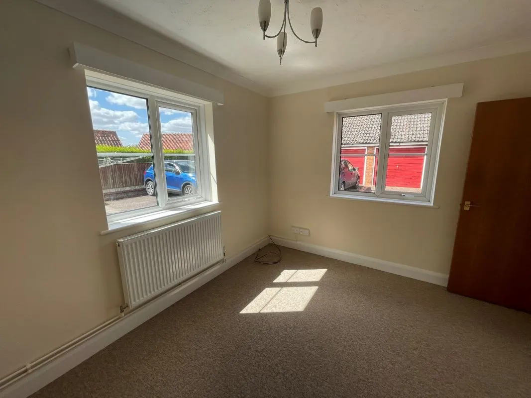 Albany Court, Holton Road, Halesworth, Suffolk, IP19 8HQ - Online Auctions