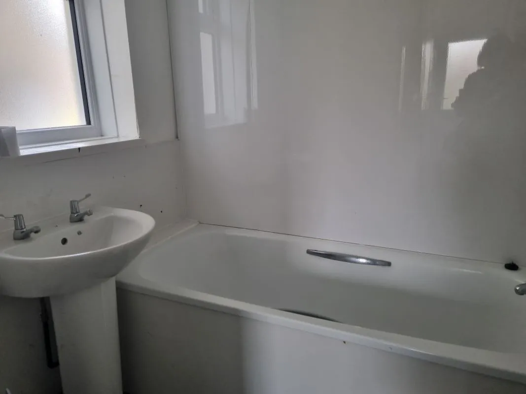 Park Avenue, Saxmundham, Suffolk, IP17 1DR - Online Auctions