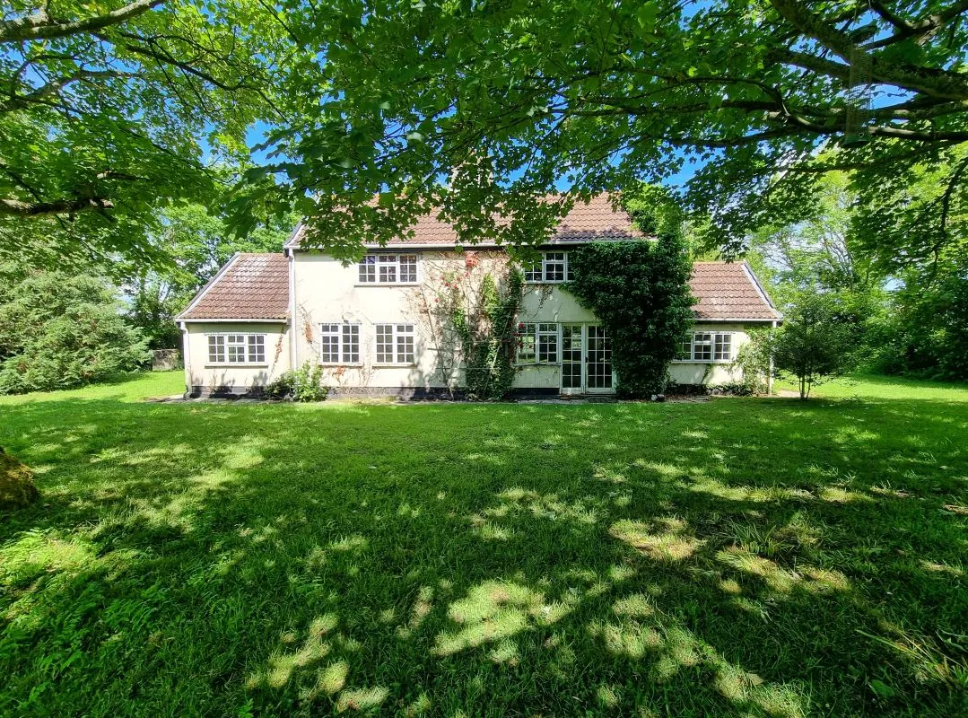 Middle Green, Sibton Green, Sibton, Saxmundham, Suffolk, IP17 2JX - Online Auctions