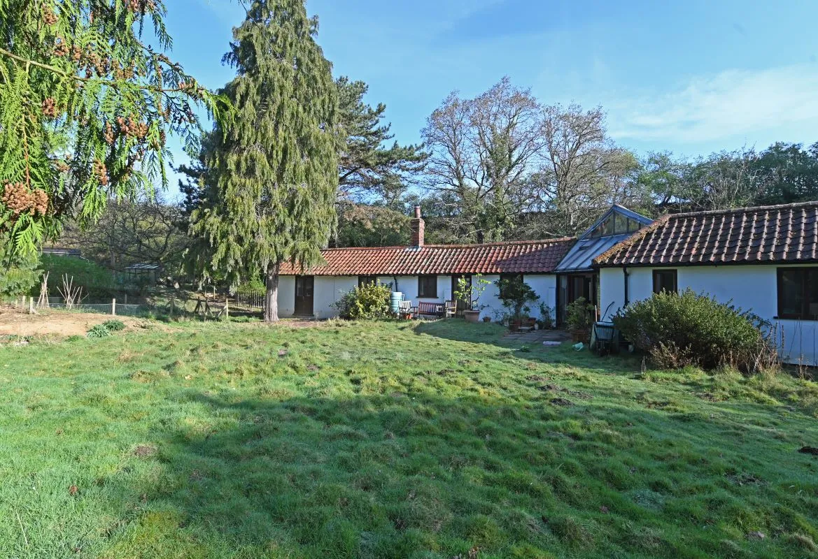 Pit Cottage, The Common, Tunstall, Woodbridge, Suffolk, IP12 2JR - Online Auctions