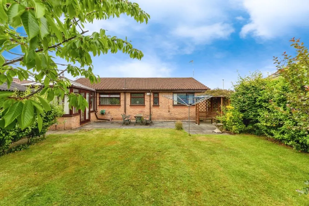 3 bed Detached Bungalow