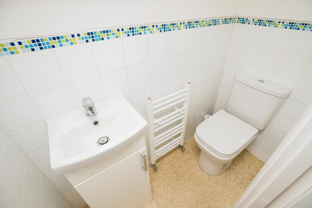 4 bed Terraced