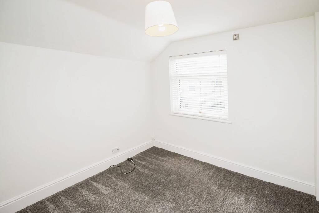 4 bed Terraced