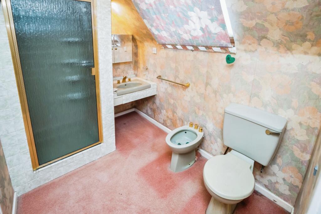2 bed Detached Bungalow