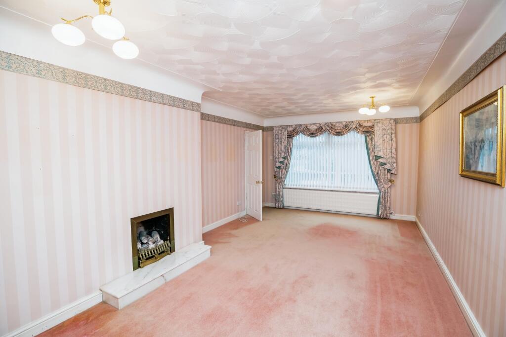 2 bed Detached Bungalow