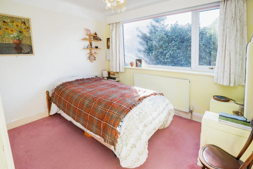 2 bed Detached