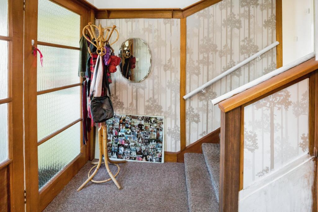 2 bed Detached