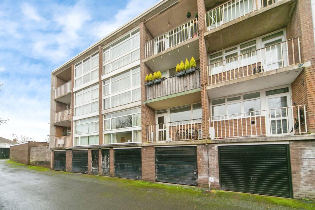 2 bed Apartment