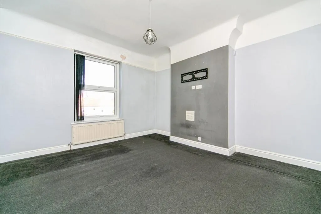 3 bed Terraced