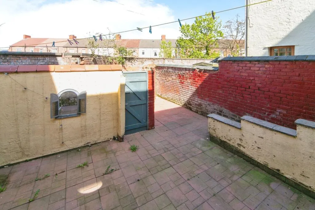 3 bed Terraced
