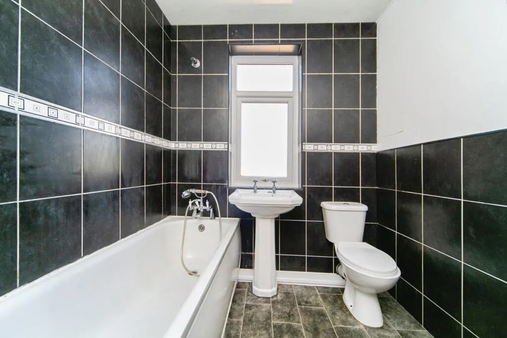 3 bed Terraced