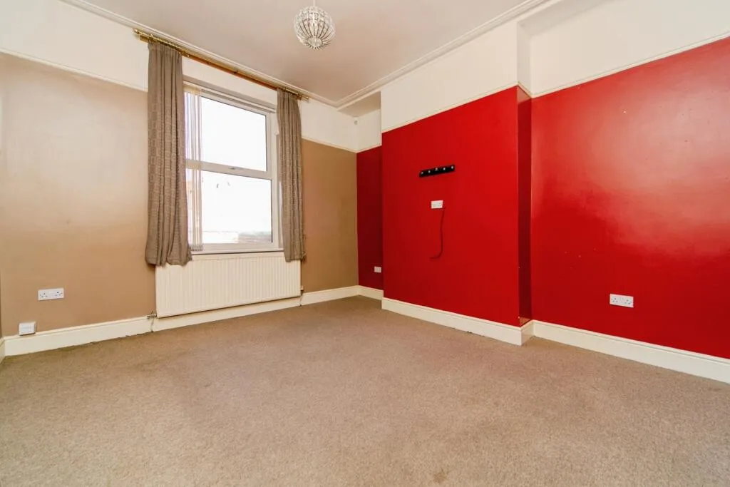 3 bed Terraced